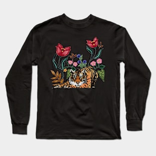 Tiger in the garden Long Sleeve T-Shirt